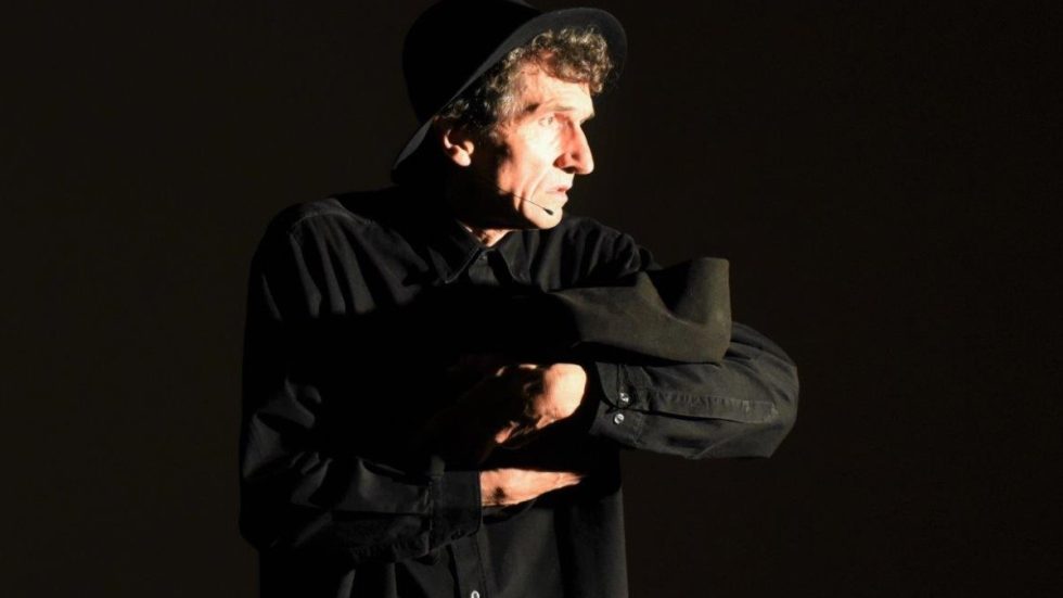 A Valmadrera il monologo teatrale “Sul finire della notte” di Angelo Franchini