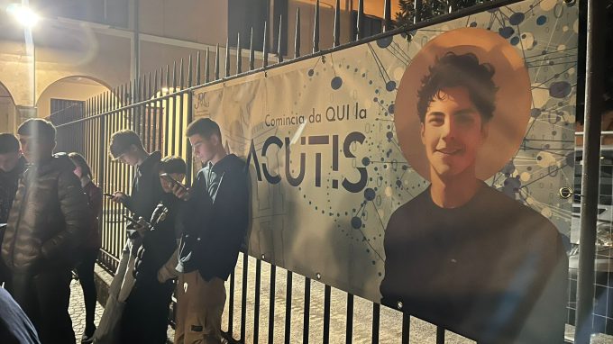 A Saronno ragazzi (e famiglie) in cammino sulla Via Acutis