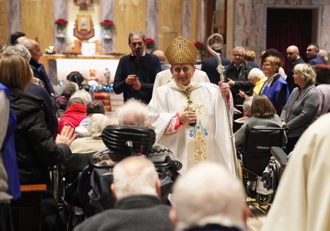 Foto_arcivescovo_Delpini_Palazzolo_-_1