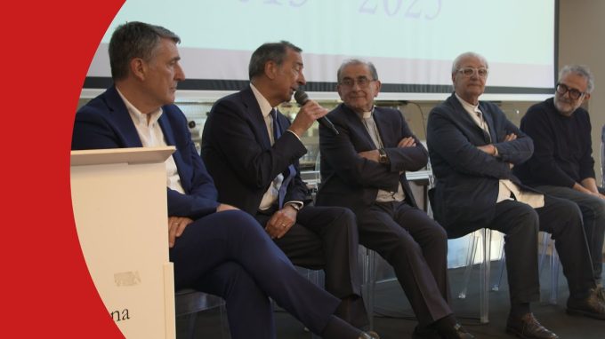 Delpini: «Refettorio, bello e accogliente, oltre che utile»