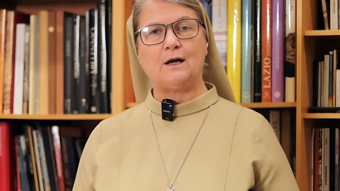 Lunedì 11 agosto 2025 | suor Elisabetta Stocchi commenta il Vangelo del giorno