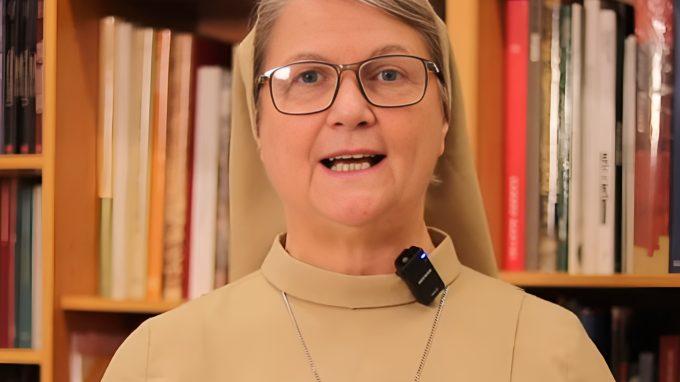 Venerdì 15 agosto 2025 | suor Elisabetta Stocchi commenta il Vangelo del giorno