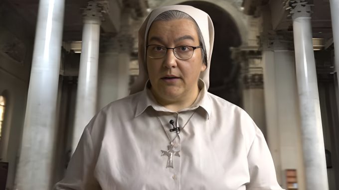 Domenica 24 agosto 2025 | suor Raffaella Acerbi commenta il Vangelo del giorno