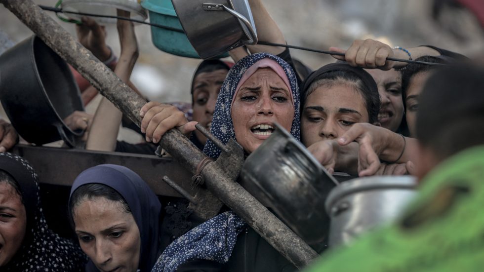 “Adamo dove sei? Beati gli operatori di pace”: ad Annone incontro con Camille Eid, giornalista di origine libanese