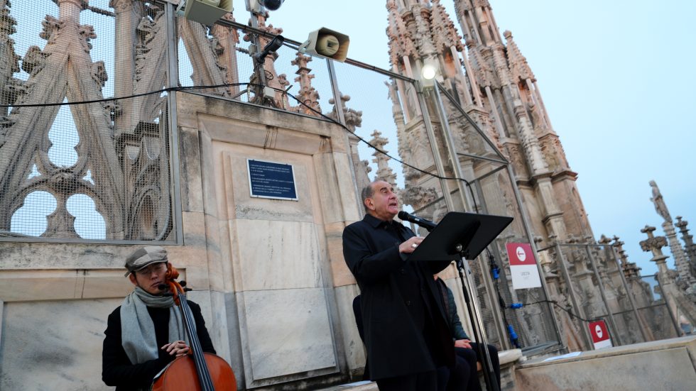 L’Arcivescovo: «L’aurora che invita ad alzare lo sguardo»