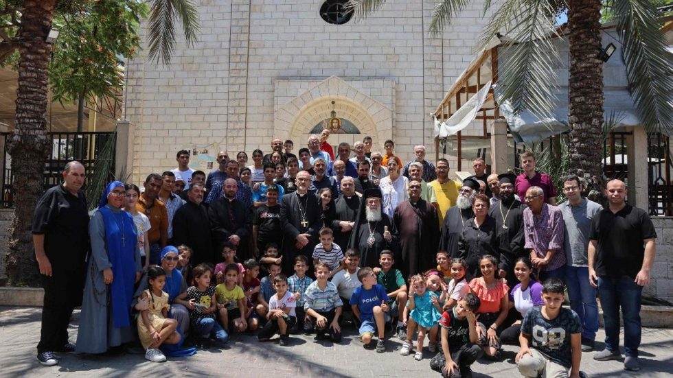Il cardinale Pizzaballa con la comunità parrocchiale di Gaza