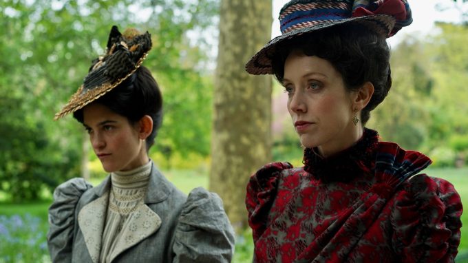 I colori del tempo, un viaggio tra Belle Époque e presente