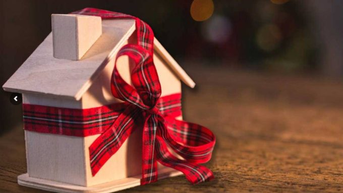 Milano, tornano i mercatini di Natale di Casa Amica