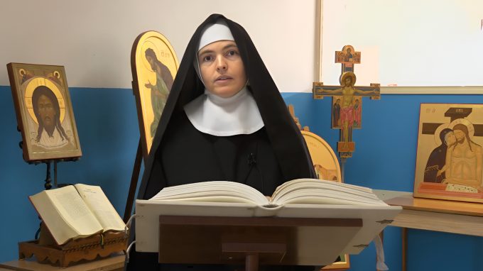 Lunedì 22 dicembre 2025 | Madre Maristella commenta il Vangelo del giorno