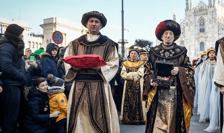 Milano, il corteo dei Magi a Sant'Eustorgio