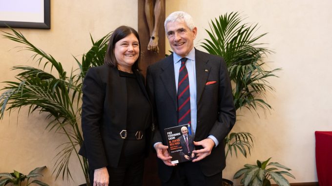 Casini: «Non esiste un’IA ancora in grado di sostituire la politica»