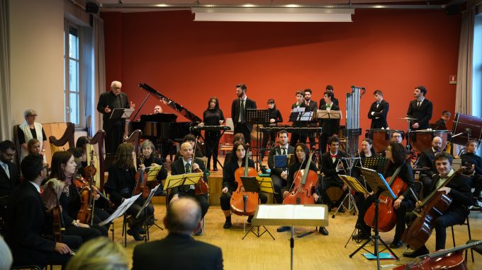 L’Arcivescovo a Esagramma