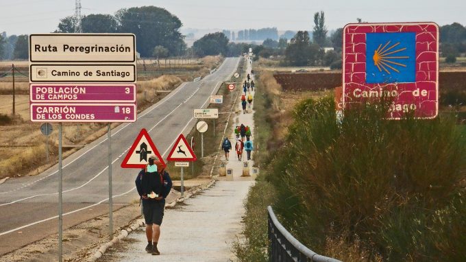 Milano, incontro di preghiera e vestizione di pellegrini in Santa Maria alla Fontana