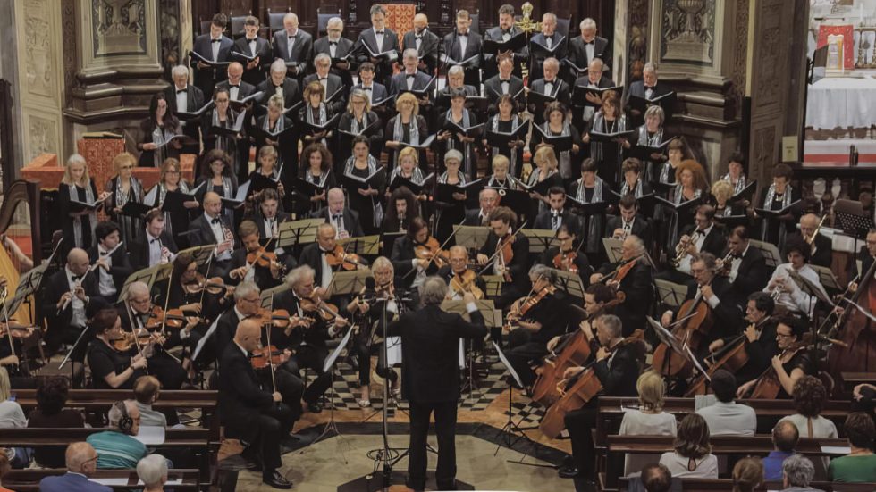 Quaresima: la grande musica classica in tournée nelle chiese dell'Altomilanese con lo Stabat Mater