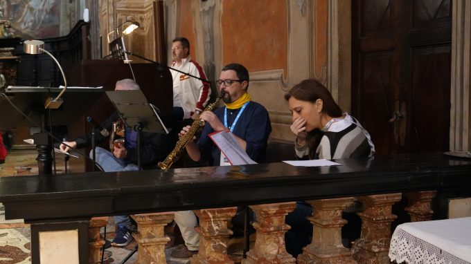 «Exsultet!», quando la fede torna a farsi canto