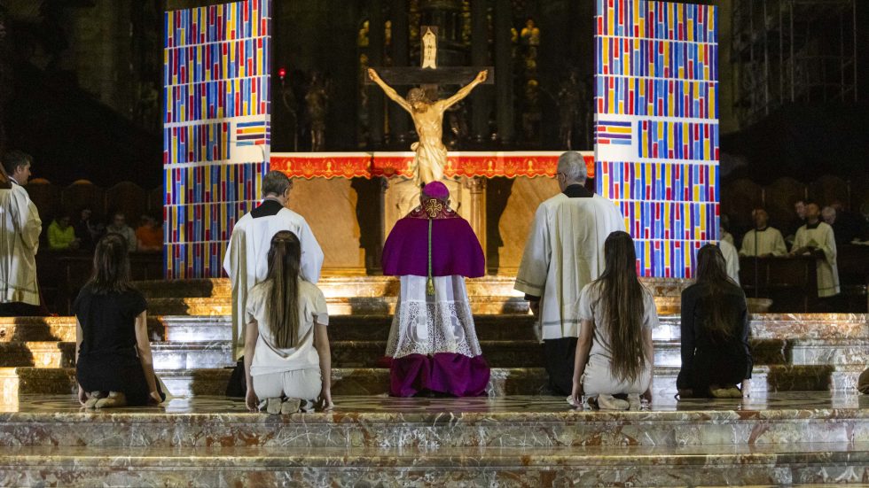 «Entra nella città della gioia, nella Chiesa insieme agli altri»