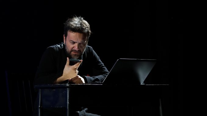 Milano, in prima nazionale al Teatro della Cooperativa torna Loizzi con “Fabbrico-Storia di un paese antifascista”