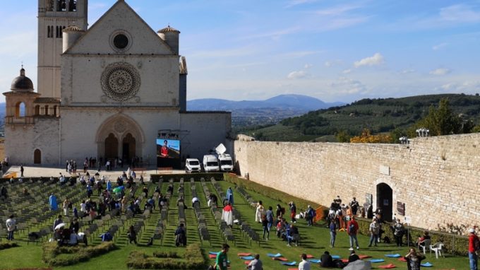 Giovani in cammino sulle orme di San Francesco