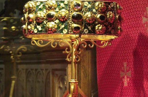 La Corona ferrea tra arte, storia e fede: un racconto di un oggetto straordinario