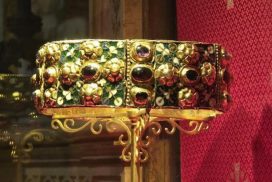 La Corona ferrea tra arte, storia e fede: un racconto di un oggetto straordinario