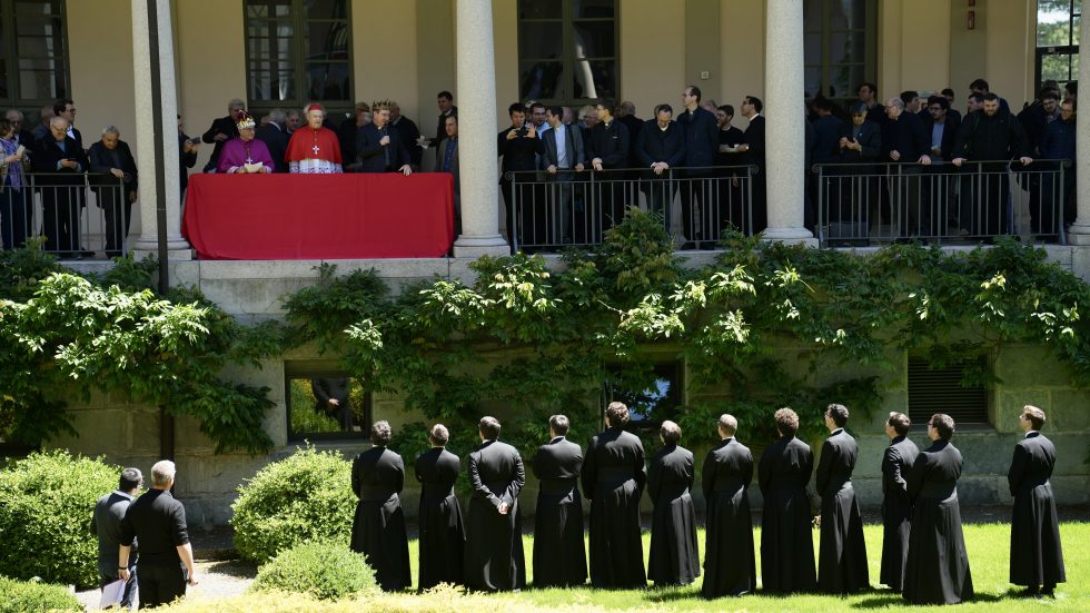 Venegono, festa dei Fiori: presentati 12 candidati al sacerdozio