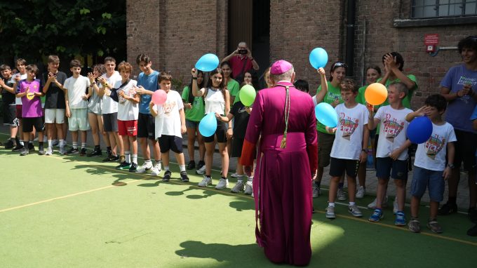 Delpini, una giornata in oratorio