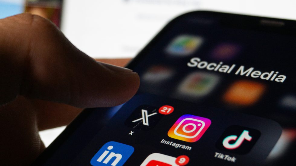 Pellai sulla stretta Ue all’età di accesso ai social: «Tutela necessaria per i più giovani»