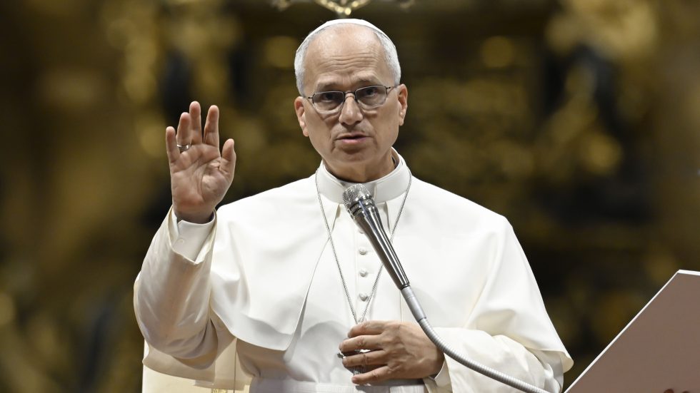 Il Papa: «La riforma della liturgia per non essere “muti spettatori” ma Chiesa unita»