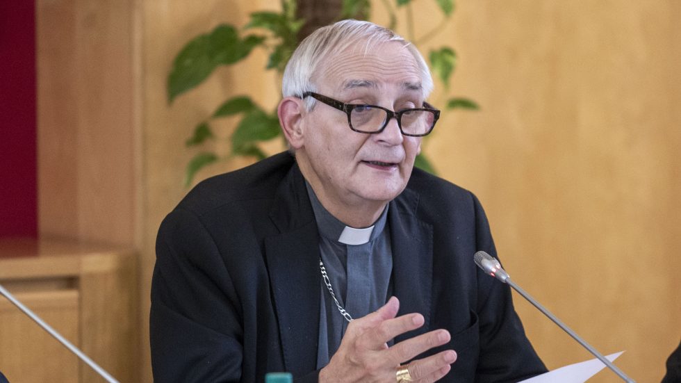 Una Chiesa al servizio dell’uomo e della pace. No a diseguaglianze educative