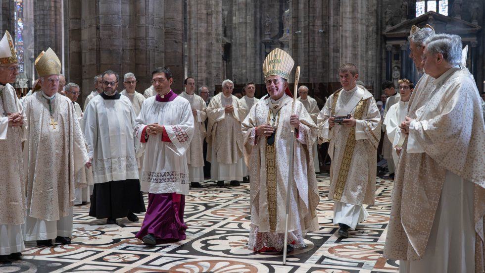 La processione iniziale (Agenzia Fotogramma) La processione iniziale (Agenzia Fotogramma)