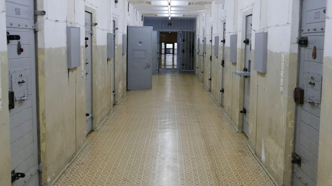 Carceri al collasso, San Vittore record di sovraffollamento: celle piene al 229%