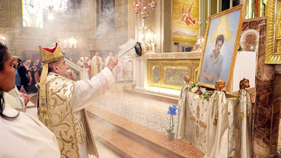«San Carlo Acutis ci invita a scegliere la via del tutto»