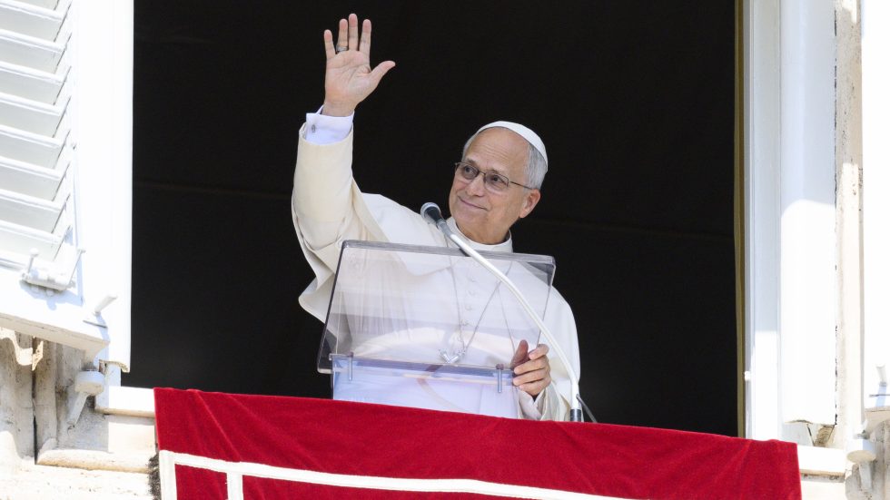 Leone XIV: «Ho deciso di operarmi nei prossimi giorni per un nodulo al polmone»